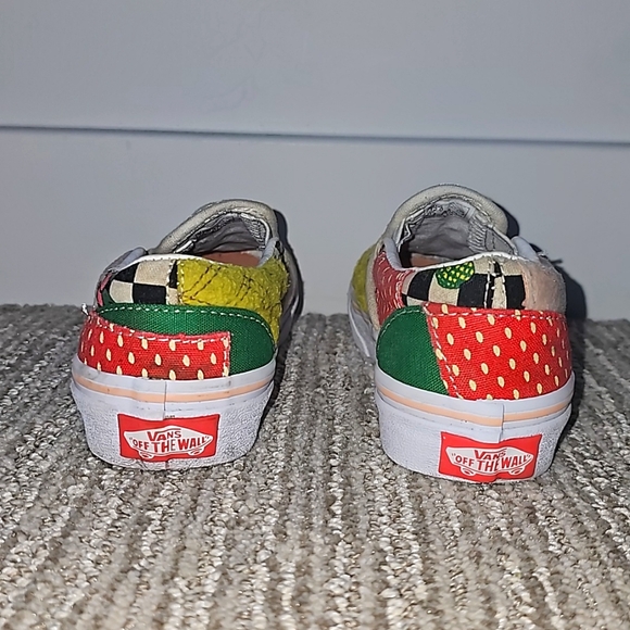 Vans kids classic slip-on mixed print size 12C - Picture 2 of 5